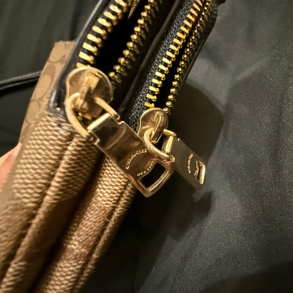 Coach Brown Wristlet Wallet - Picture 5 of 8